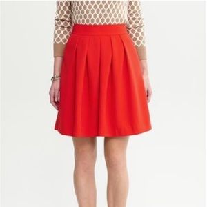 Banana Republic Fran pleated skirt